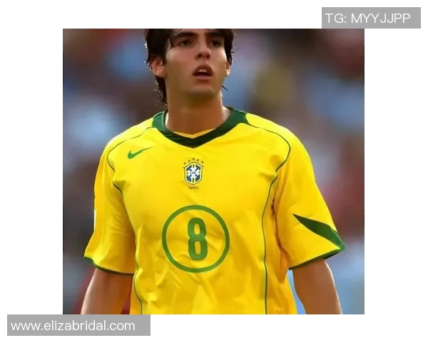 聚焦绿茵传奇巨星魅力展现足球激情与荣耀瞬间